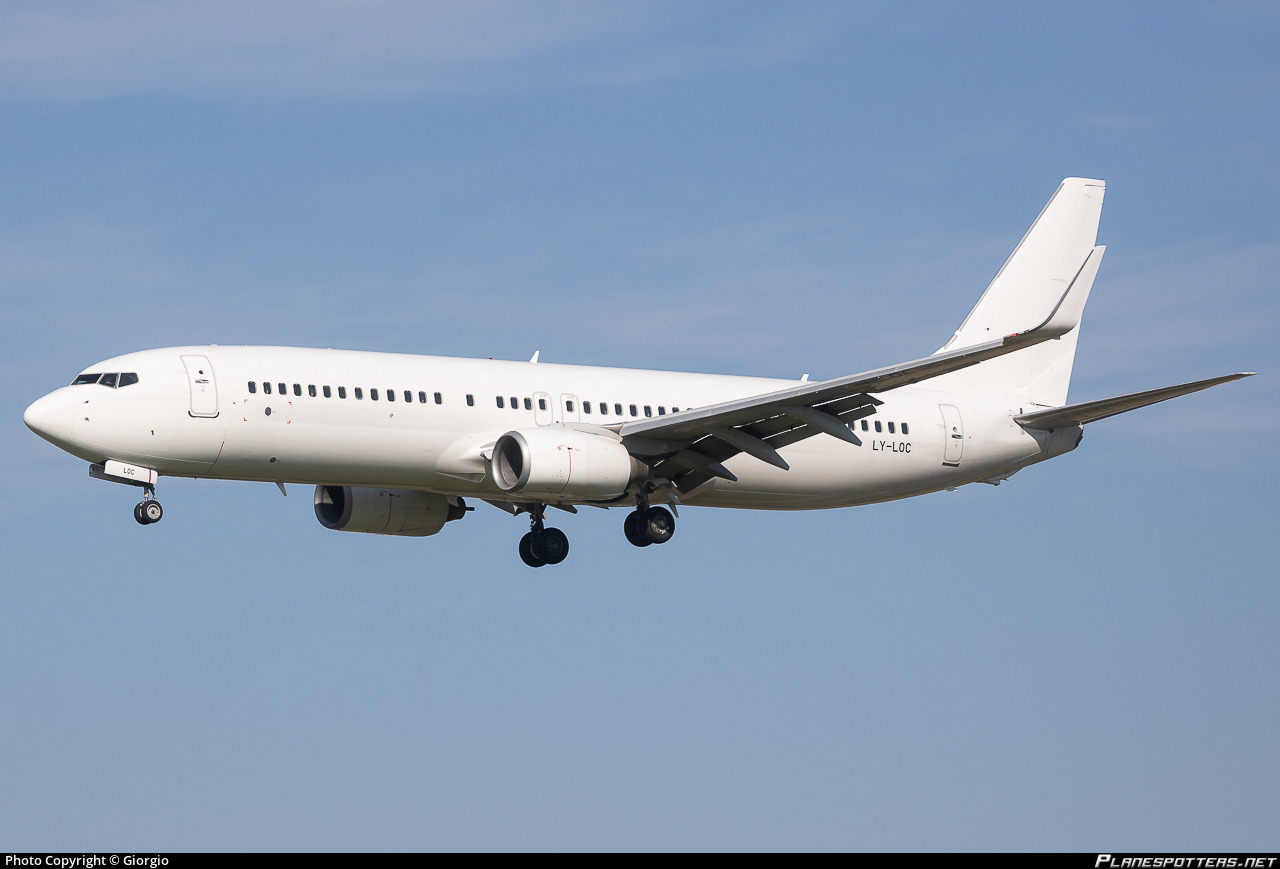 Boeing 737-800